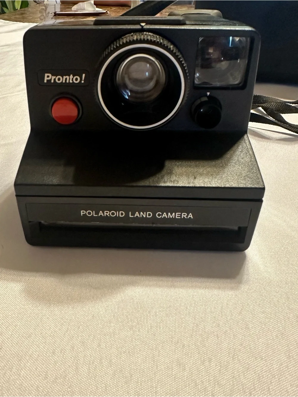 Polaroid Pronto! VINTAGE 1977 Instant Camera - Black